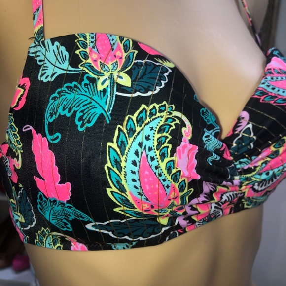 Shade & Shore Summer Macrame Crochet  Bikini Top - Picture 7 of 10